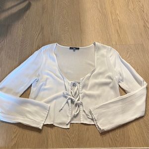 NWOT Women’s Kendall and Kylie tie top